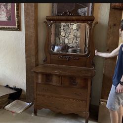 Dresser Antique Quartersawn Oak Dresser