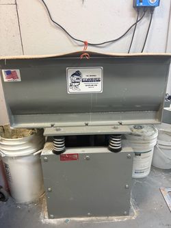 Mr. Deburr vibratory tumbler