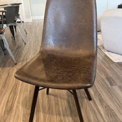 Luxury Leather Chairs