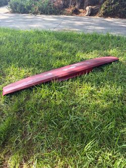 2007-2014  Chevrolet tahoe 3rd brake light