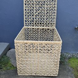 Woven Lidded Storage Hamper
