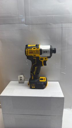DEWALT 20V XR Brushless Impact Driver
