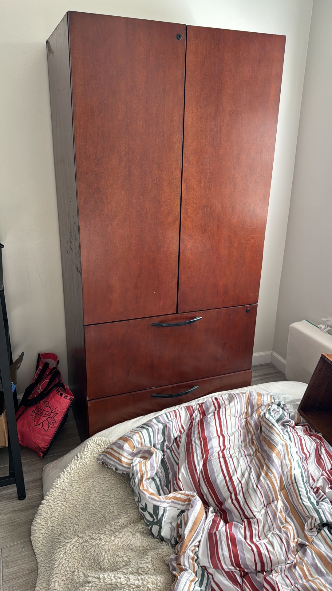 Dresser / Cabinet Cherry Wood $30
