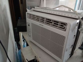 Vissani AC home depot never used just had in box in storage