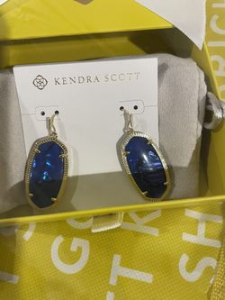 Kendra Scott Earrings 