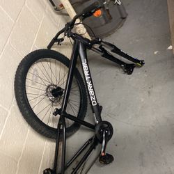Ozark Trail 8 Speed Mountainbike