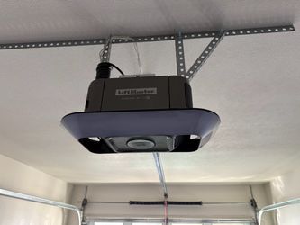 LiftMaster Garage Door Opener - 87504-267 myQ
