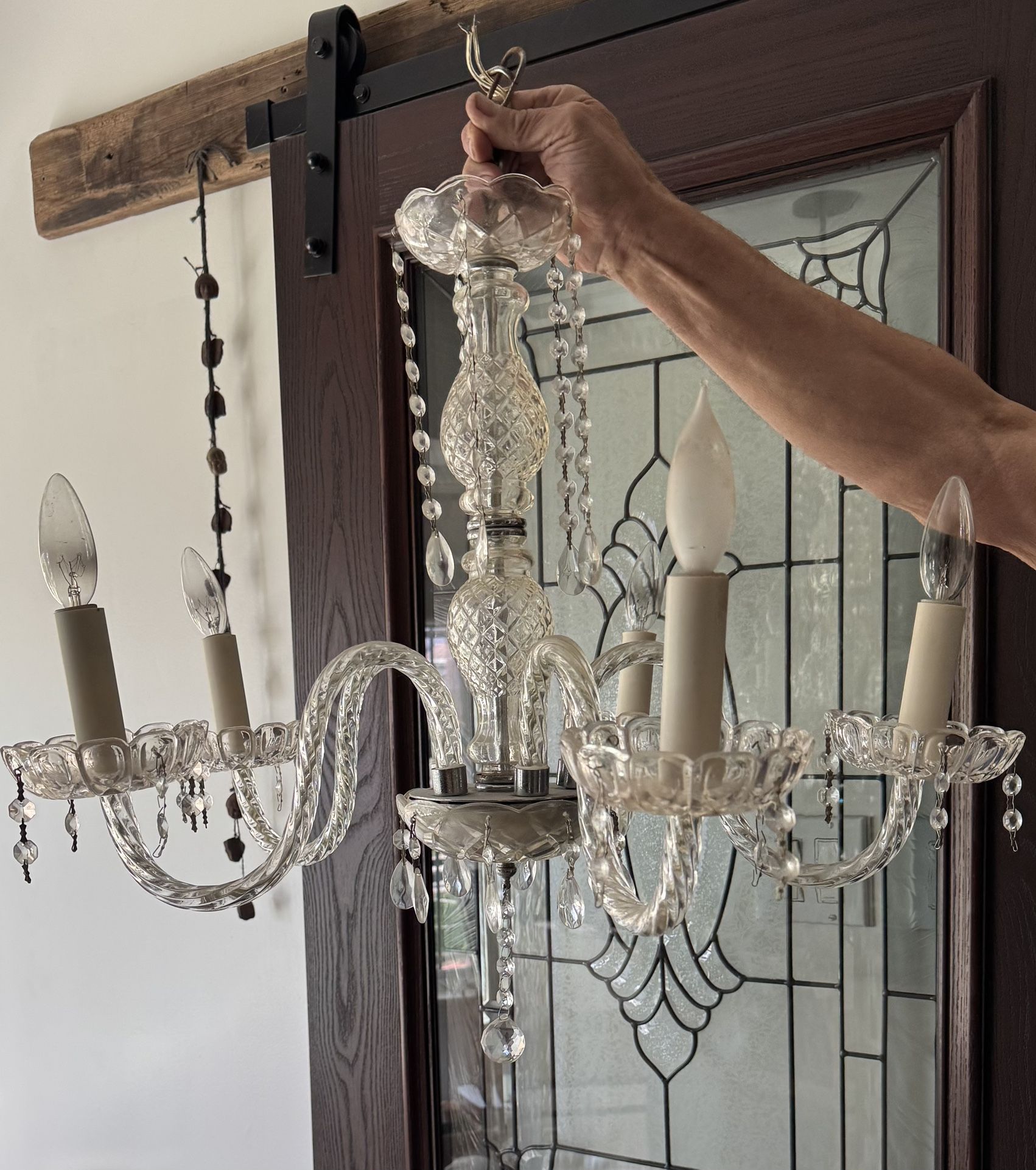 Beautiful 5 Light Crystal Chandelier with Hand Cut…