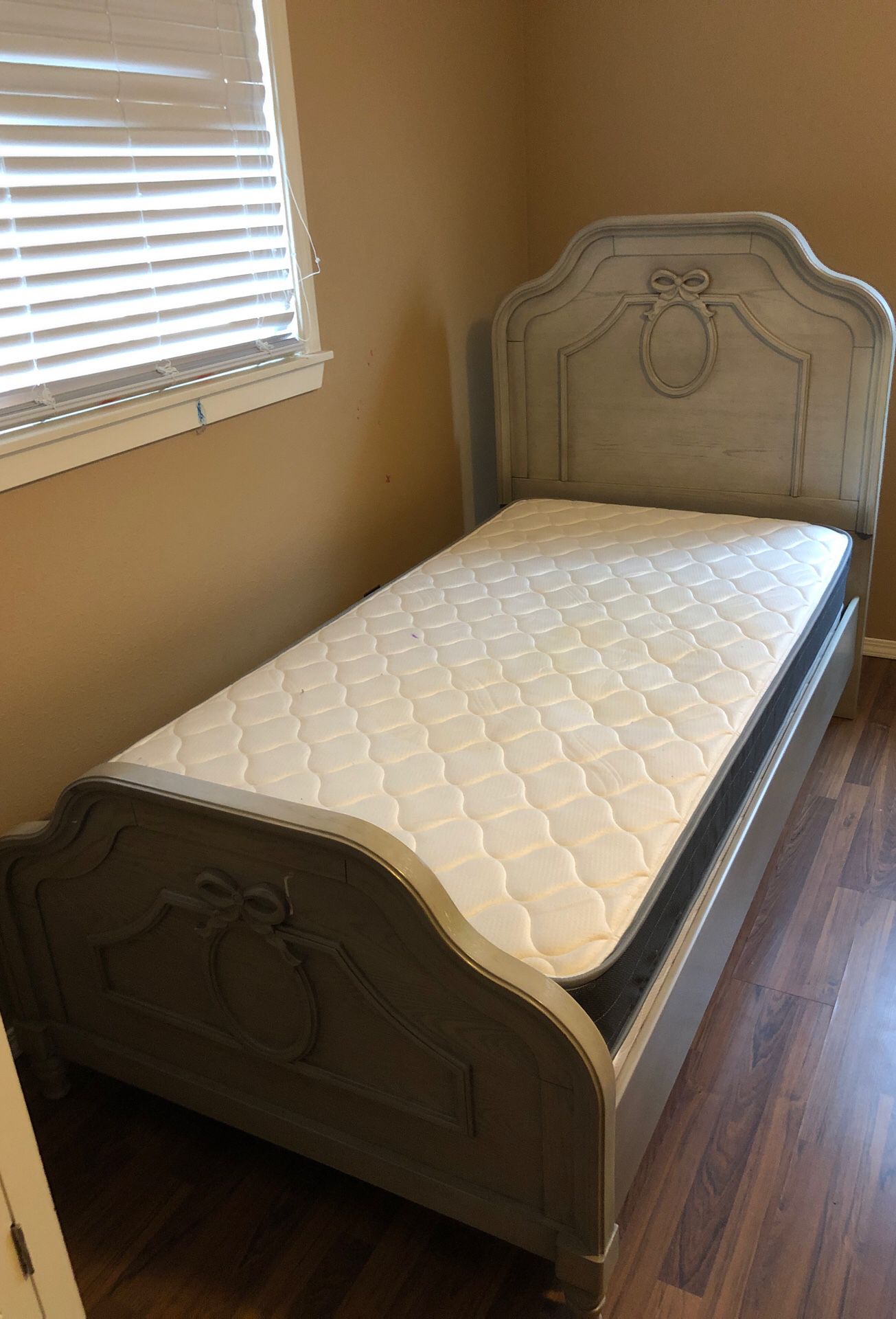 MUST PICK UP YOURSELF $100 OBO Twin bed plus frame head and footboard