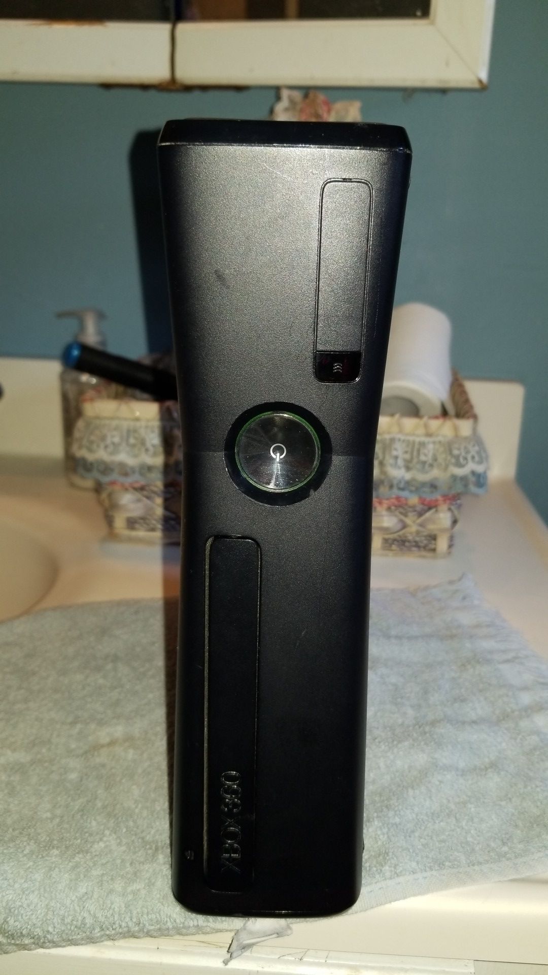 Xbox 360 4GB