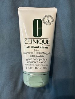 Clinique All About Clean 2-in-1 Cleansing Exfoliating Jelly