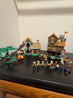 Lego Medieval Town Square Set #10332