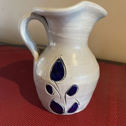 Williamsburg VA Pottery Vintage Salt Glaze Stoneware creamer pitcher blue floral