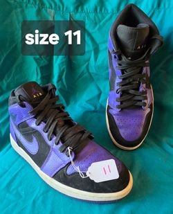 Size 11m Air Jordan 1 Mid "Dark Iris"