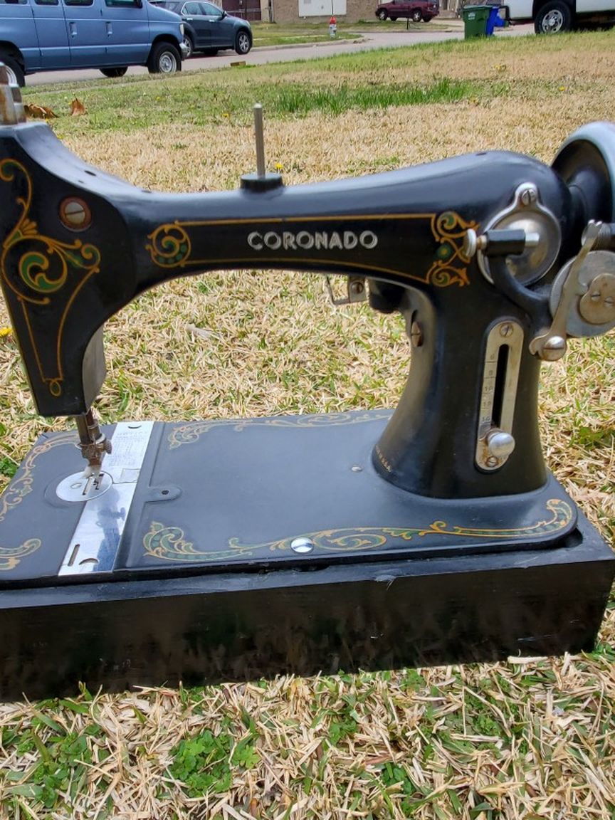 vintage coronado sewing machine