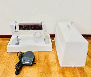 Vintage Sewing Machine JCPenny Heavy Duty .
