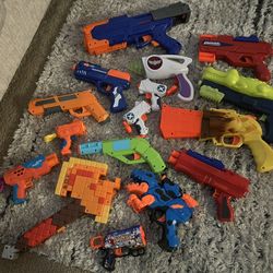 Nerf Play Guns