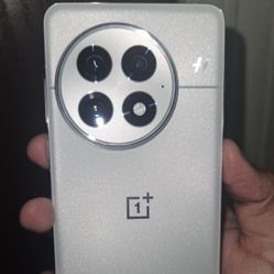 One Plus 13 Snapdragon ELITE UNLOCKED 🔓 🔑 