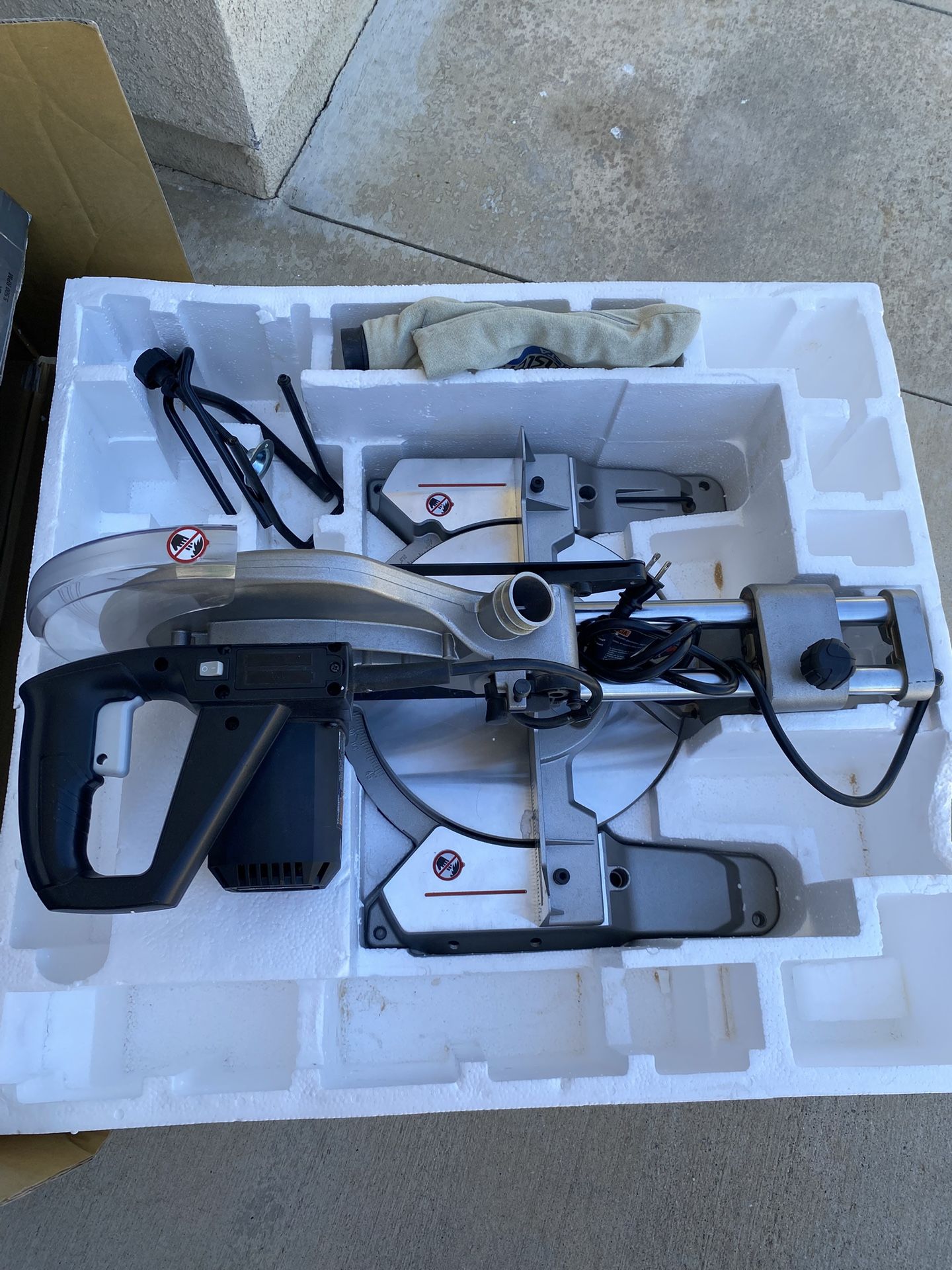 Mitter Saw