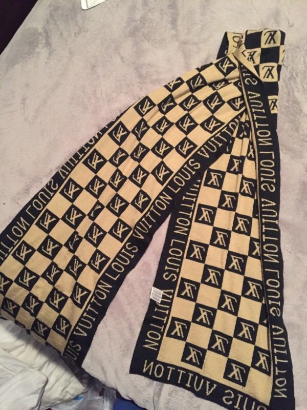 Louis Vuitton Scarf