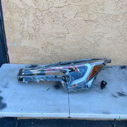 Headlight Toyota Corolla 