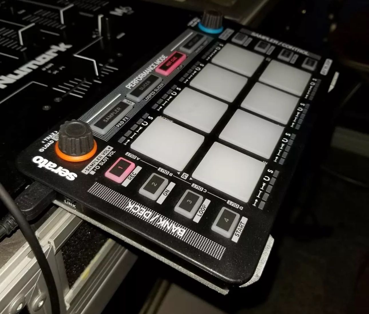 Reloop Neon Pad Controller