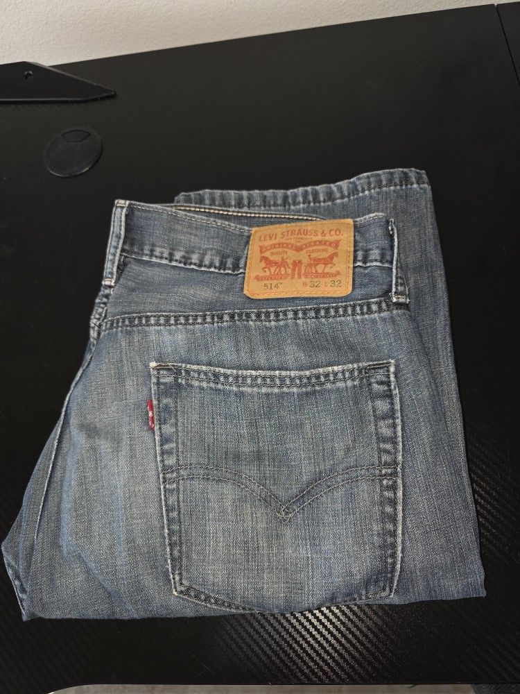 514 Levi Jeans 32W - 32L