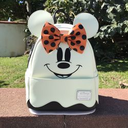 DISNEY LOUNGEFLY MINNIE MOUSE GHOST GLOW IN THE DARK MINI BACKPACK