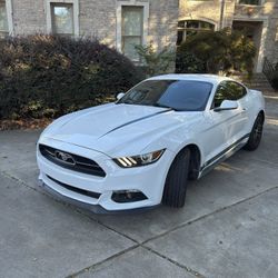 2017 Ford Mustang