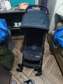 Maxi-Cosi Compact Baby Stroller