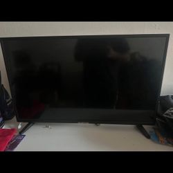 2 TVs