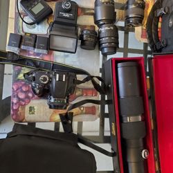 Nikon D3200 With Extra Lens