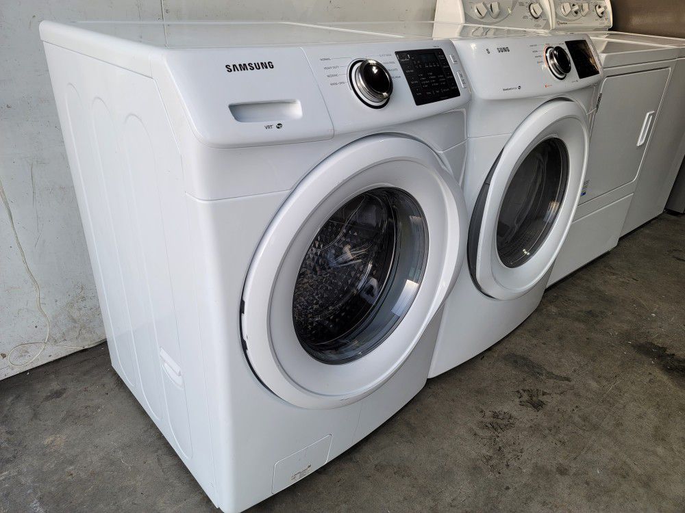 Samsung Front Load Washer and Stackable Gas Dryer Set