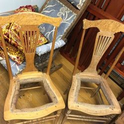 Chair a pair