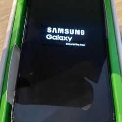 Samsung A15 5g Cricket $90 ,roku Remotes