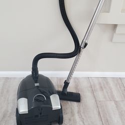 Kenmore Canister Vacuum Cleaner