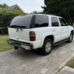 2004 Chevy  Tahoe