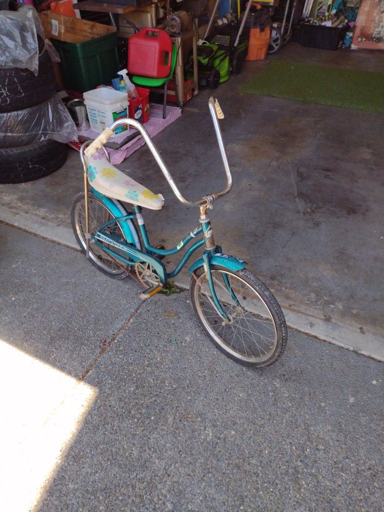 Restorable Girls Bike