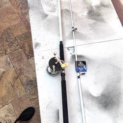 Penn Long Beach 66 Paired with a Brand New 30# - 50# Spin/Cast Rod