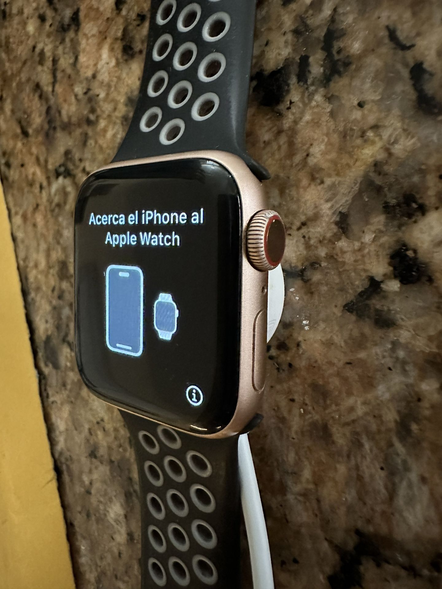 Apple Watch Series 40mm Gps And Cellular Rose Gold