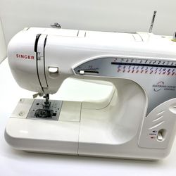 Máquina De Coser  Usada En Buena Condición 