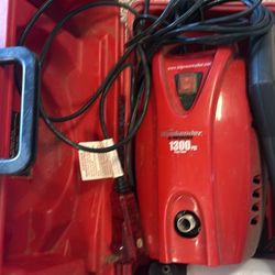 Weekender 1300 psi Pressure Washer