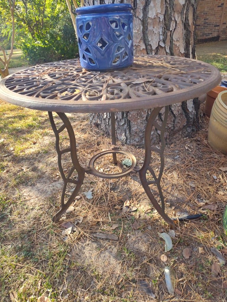 MESA DE FIERRO PESADO PARA Su Porche OR Patio Furniture