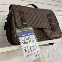 Louis Vuitton Messenger Bag