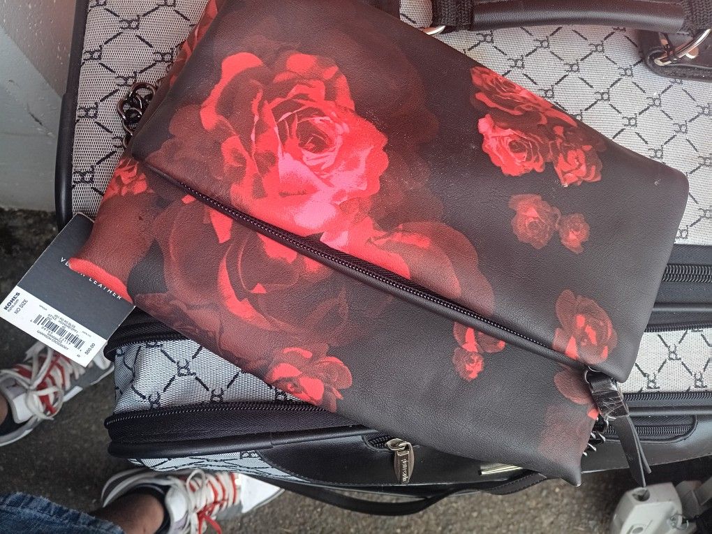 Brand New Purse Made By Simply Vera Wang