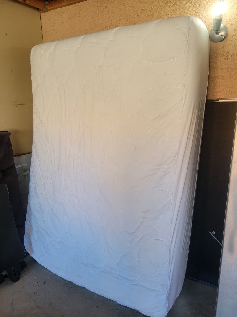 LinenSpa Mattress Full Size