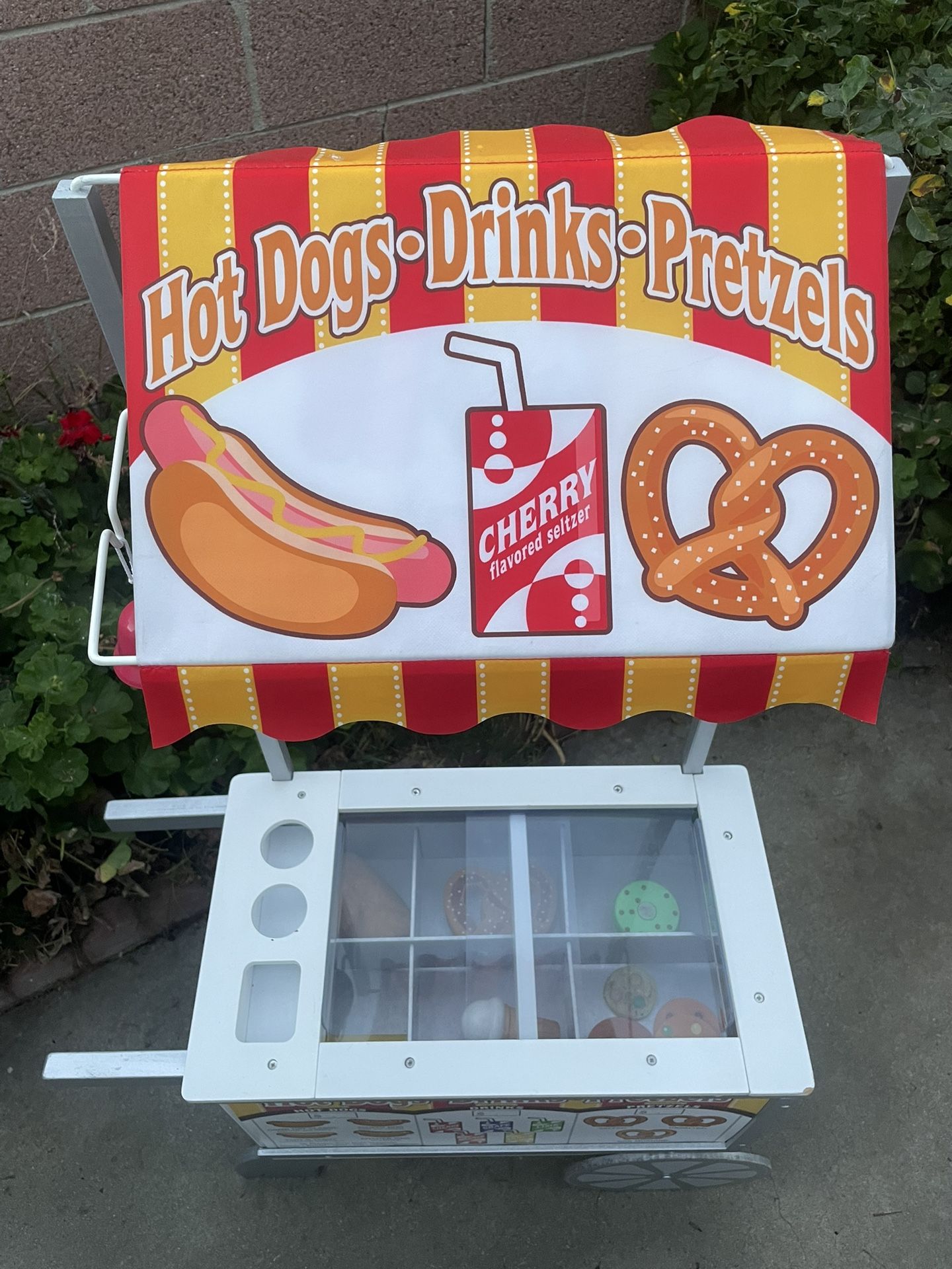 Melissa Doug Kids Snack Hot Dog Wooden Cart Stand Pretend Play Toys