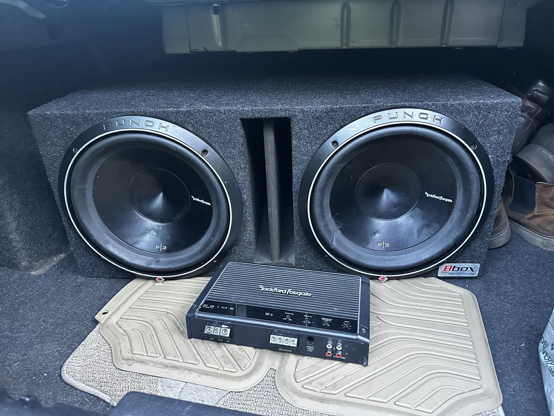 Rockford Fosgate Punch P3 12" subwoofers