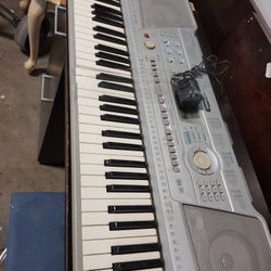 Yamaha PSR 290  Portable Keyboard $150 Cash 