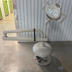 Midmark lED Dental Light 
